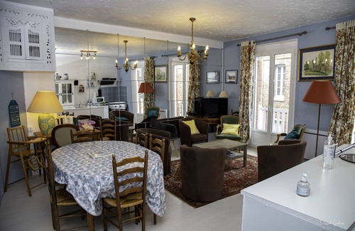 Le Treport Villa | Villa La rafale Art nouveau Free parking 5 minutes from the beach