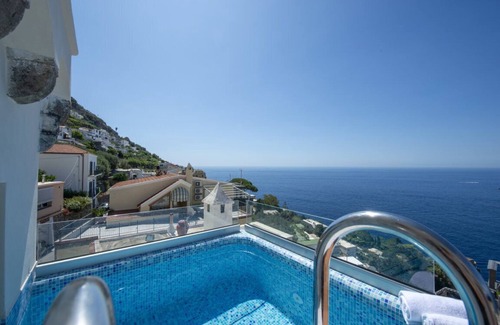 Praiano Villa | Villa La torretta with Pool and lift