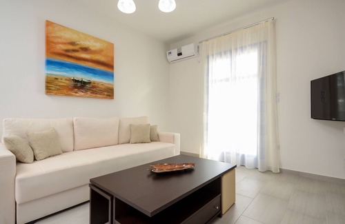 Mikri Vigla Villa | Villa LAGOON with Private pool for 6