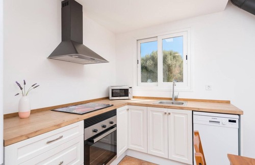 Cala Llombards Villa | Villa 'Las Estrellas Cala Llombards' with Sea View, Wi-Fi and Air Conditioning