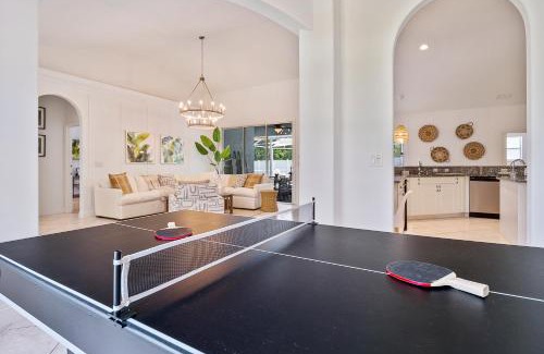 Palm Coast House | VILLA LAS PALMAS Beautiful Fenced-in Pool Home with Spa- Sleeps 8