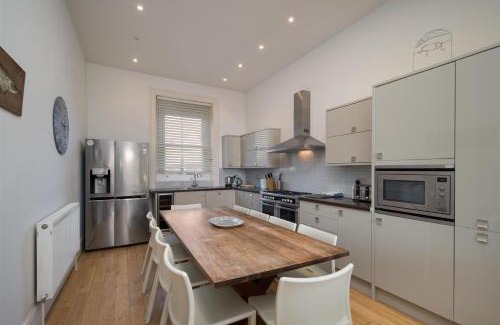 Ventnor Villa | Villa Lavinia