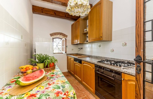 Asciano Villa | Villa Le Liscaie, private villa with pool in the Crete Seseni area. A/C & Wi-Fi!