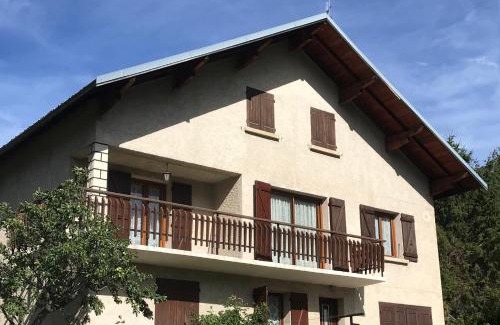 Villar-Saint-Pancrace Villa | Villa Le Rocher