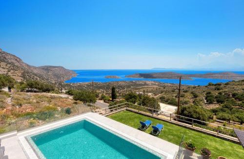 Kounelion Villa | Villa Lela Seaview by Villa Plus