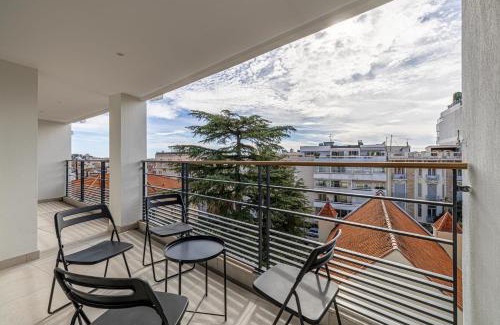Cannes City Centre Apartment | VILLA LERINS avec terrasse, haut standing et moderne