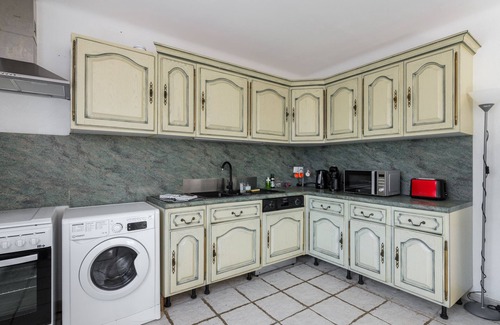 La Gaude Villa | Villa Les Oliviers – Pool & garden for families