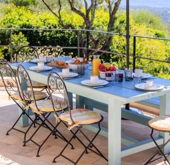 Vence Villa | VILLA les TEMPLIERS