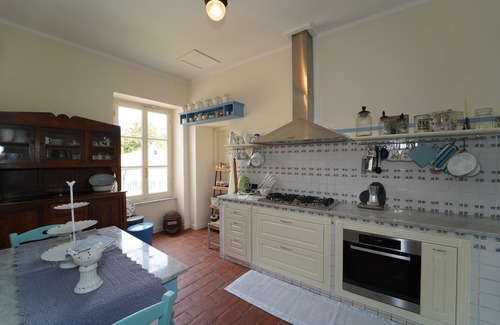 La Spezia House | Villa Levante 5pax A/C Free Wifi Private Pool Sea View Near 5 Terre