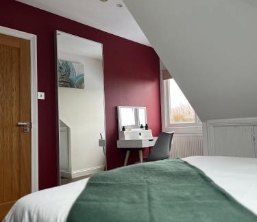 Paignton House | Villa Levante- Holiday Home Torbay