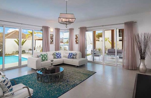 Los Brazos Villa | Villa Life in DR - Luxury Vacation Vibes for All Ages!