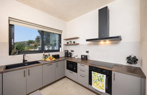 Kateleios Villa | Villa Lilia - Two Bedroom Villa, Sleeps 4