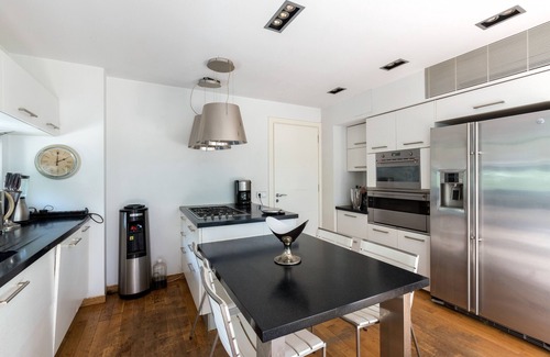 Varkiza Villa | Villa Lillium with pool & garden by JJ Hospitality-