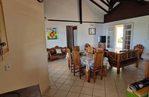 Les Anses-d'Arlets Villa | Villa located 400m from the village with breathtaking views of the beach and its pontoon