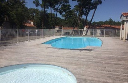 Les Conches House | Villa Longeville-sur-Mer, 3 bedrooms, 6 persons