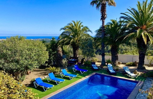 Lloret de Mar House | Villa Los Arcos, Costa BravanBreathtaking sea views & relaxation amidst nature