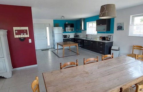 Joyeuse Villa | Villa 'Loumapé' with Private Pool, Wi-Fi, and Air Conditioning
