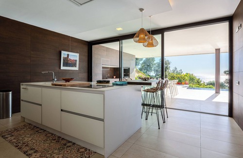 Tossa de Mar Villa | Villa 'Lucía' with Sea View, Pool, Wi-Fi and Air Conditioning