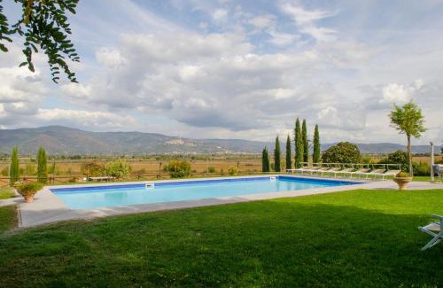 Cortona Villa | Villa Ludovica by Mmega