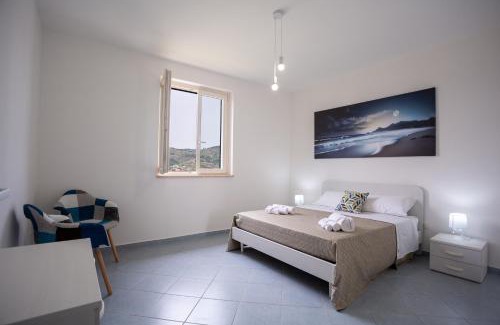 Marina di Ascea Villa | Villa Luna -Parking-Garden -View - WiFi- Beach