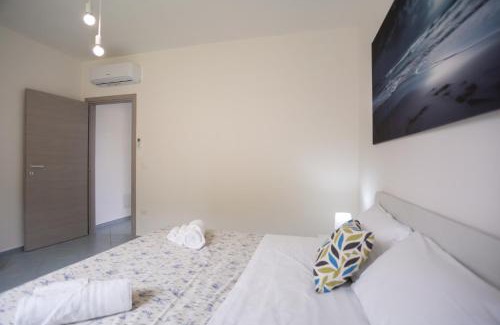 Marina di Ascea Villa | Villa Luna -Parking-Garden -View - WiFi- Beach