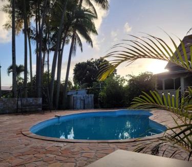 Saint-Benoit House | Villa Lyse