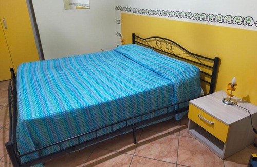 Barcellona Pozzo di Gotto Bed & Breakfast | Villa Manno