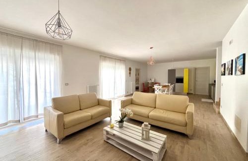 Mola di Bari Apartment | Villa Maderna