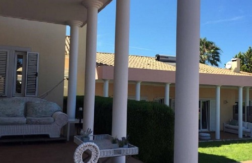 Charneca de Caparica e Sobreda Villa | Villa Magnolia - Guest accommodation