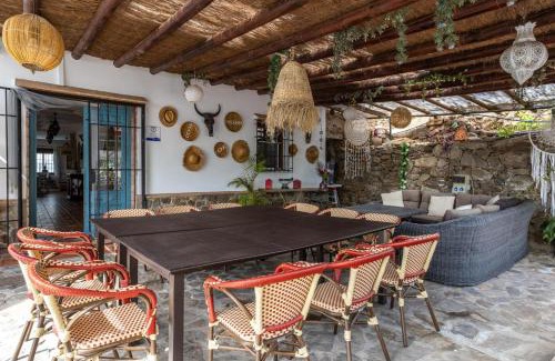 Sayalonga House | Villa Malaga con Jacuzzi Piscina vallada Barbacoa By AndaraHolidays