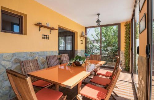 El Cuchillo Villa | Villa María
