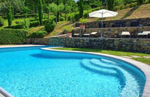 Pieve di Chio Villa | Villa Margherita by PosarelliVillas