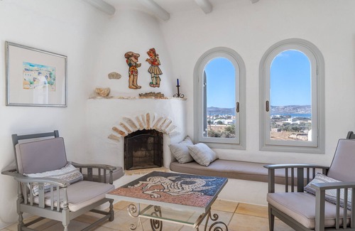 Glisidia Villa | Villa 'Mari Art Cycladic Villas - Aeolos' with Sea View, Wi-Fi and Air Conditioning