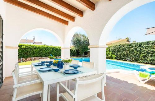 Cap d'Artrutx Villa | Villa Maria Bosch by Villa Plus