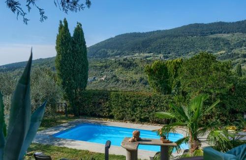 Sesto Fiorentino Villa | Villa Maria - in the hills above Florence