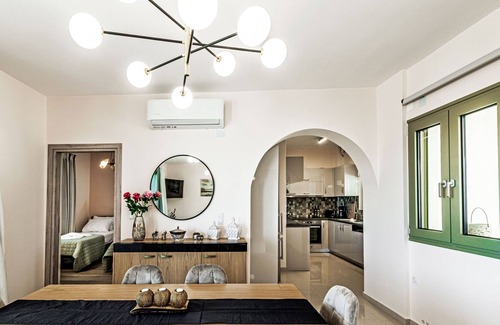 Monopari Villa | Villa Marielia - With 60m² Private Pool