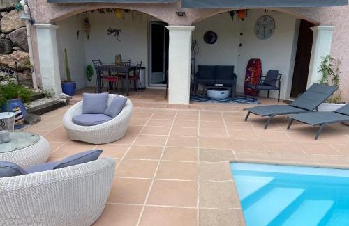 Les Esterets du Lac Bed & Breakfast | VILLA MARILIS