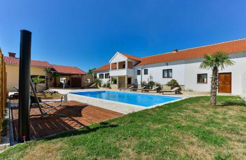 Benkovac Villa | Villa Marinic with private pool , Zadar county