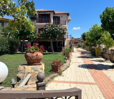 Maroneia-Sapes House | Villa Maron - Platanitis Beach