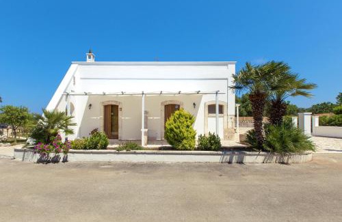 Carovigno Villa | Villa Martina by BarbarHouse