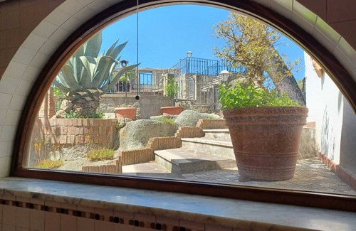 Succhivo Apartment | Villa Martina - "Magnolia" apartment, in the outbuilding of a prestigious Villa