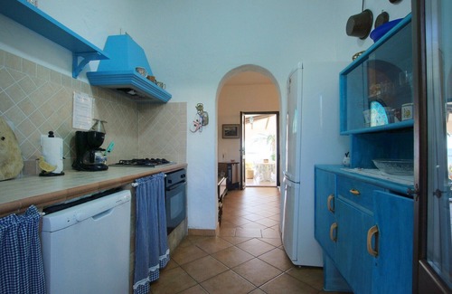 Sarroch House | Villa Mary in Pula: exclusive location with private access to the beach