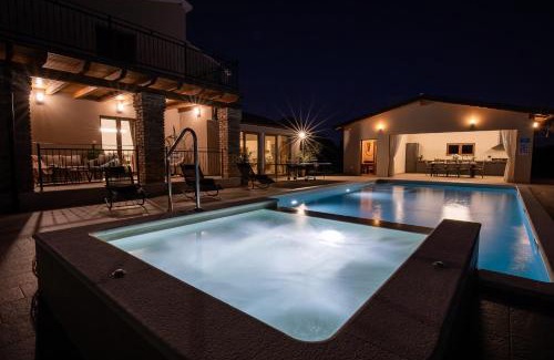 Loborika Villa | Villa Mattuzzi in Central Istria with large garden, kids playground and whirlpool