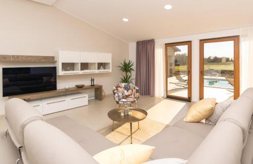 Loborika Villa | Villa Mattuzzi in Central Istria with large garden, kids playground and whirlpool