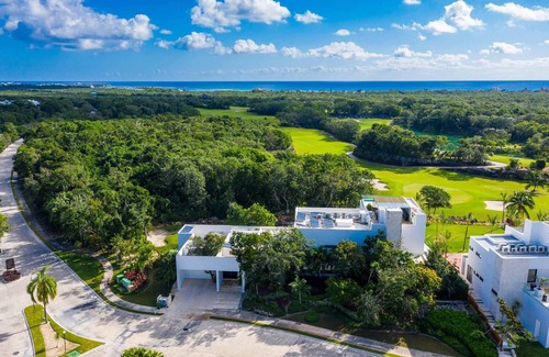 Akumal Villa | Villa Maya - Luxury Mansion