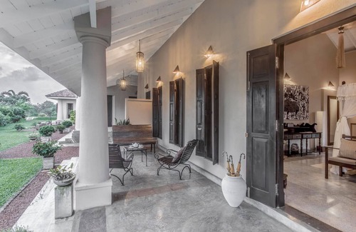 Kathaluwa Apartment | Villa Mayurana - Signature Suite, Pool View, Poolsiden