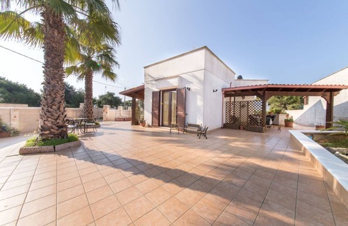 Posto Rosso Villa | Villa Michela Sofia - Salento Reservation