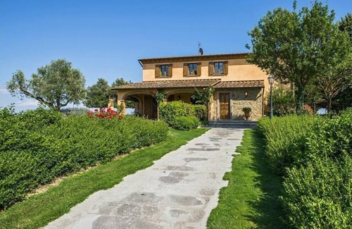 San Miniato Villa | Villa Miniato Comfortable holiday residence