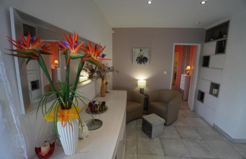 Saint-Genis-Laval Villa | Villa moderne à deux pas de Lyon