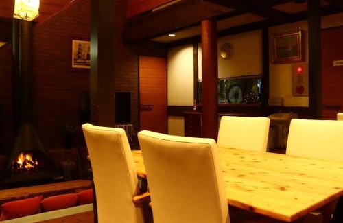 Myoko Bed & Breakfast | Villa Monrepos